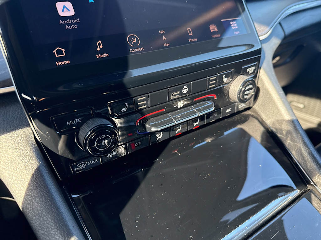 Thumbnail: 2021 Jeep Grand Cherokee L - 23