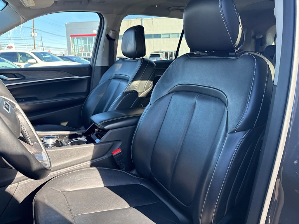 Thumbnail: 2021 Jeep Grand Cherokee L - 9