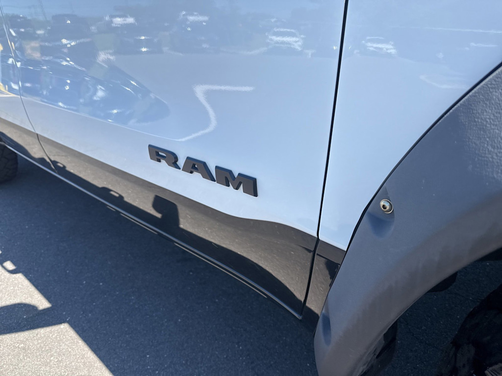 Thumbnail: 2019 RAM 1500 - 19
