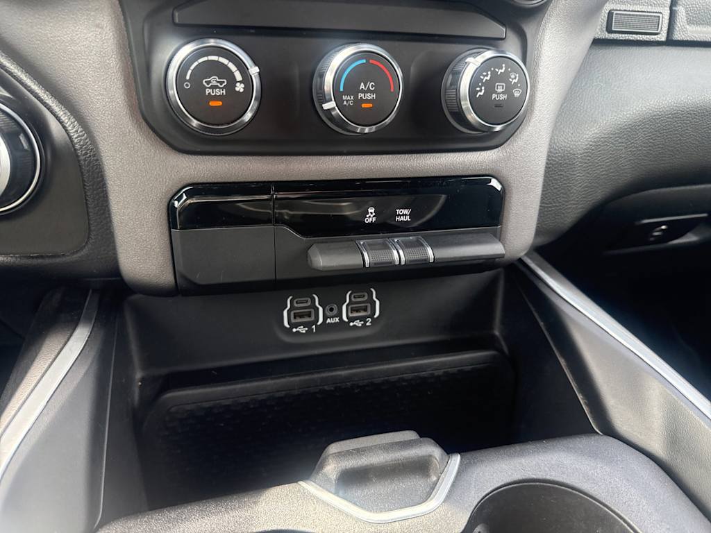 Thumbnail: 2022 RAM 1500 - 22