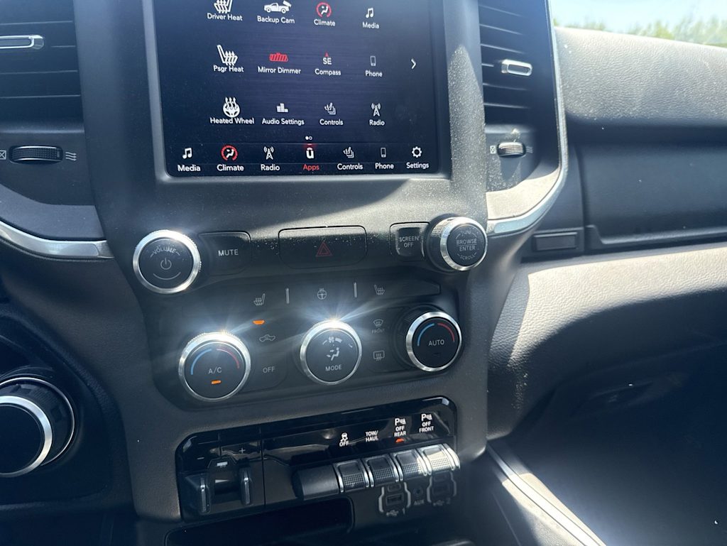 Thumbnail: 2020 RAM 1500 - 24