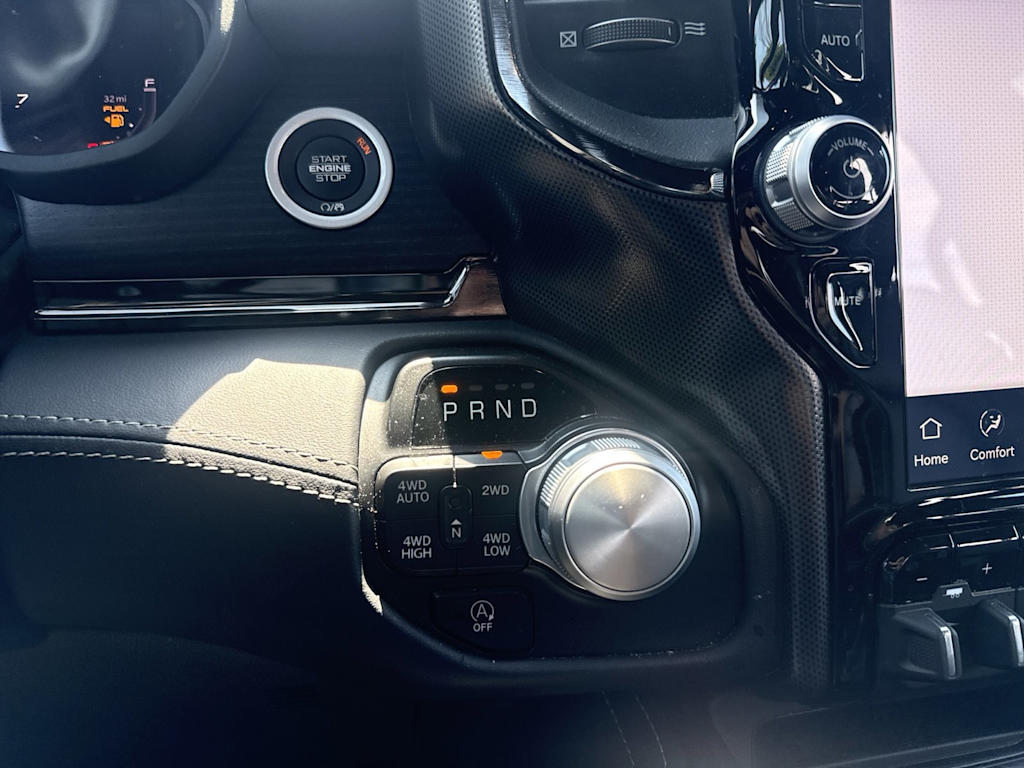 Thumbnail: 2024 RAM 1500 - 24
