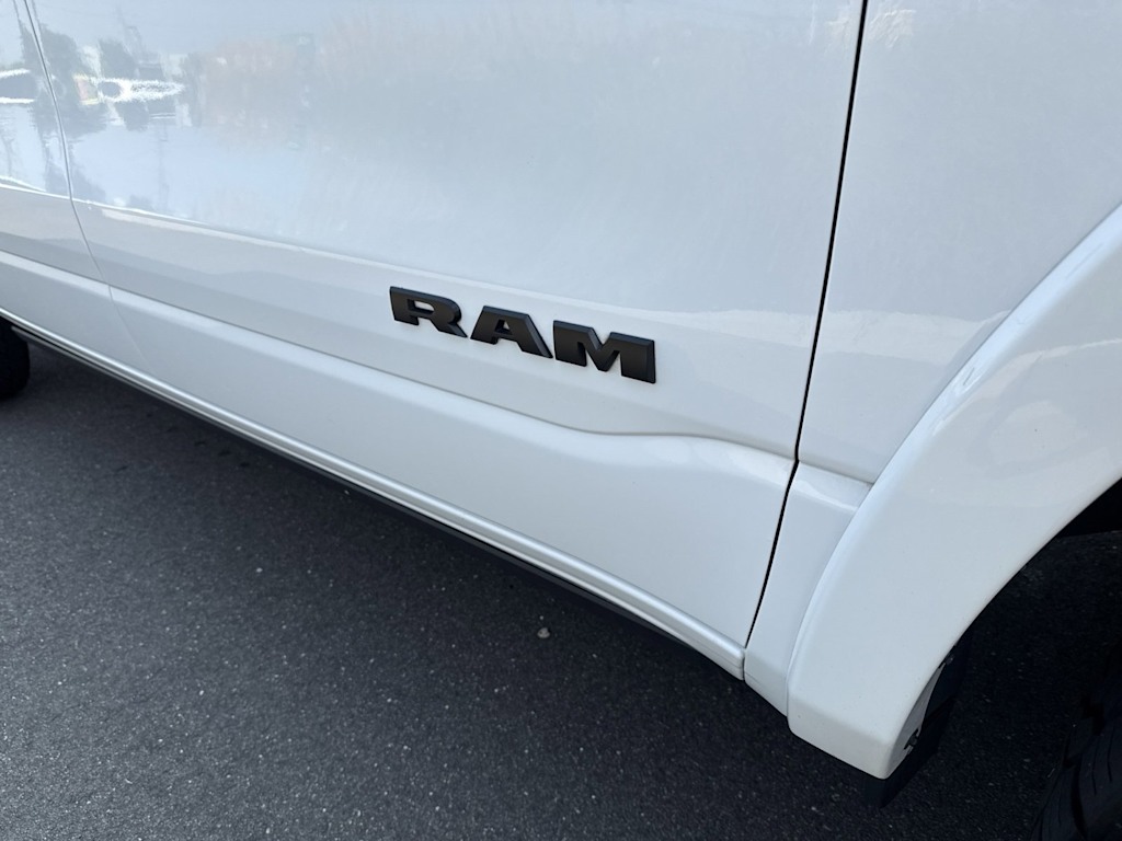 Thumbnail: 2024 RAM 1500 - 18