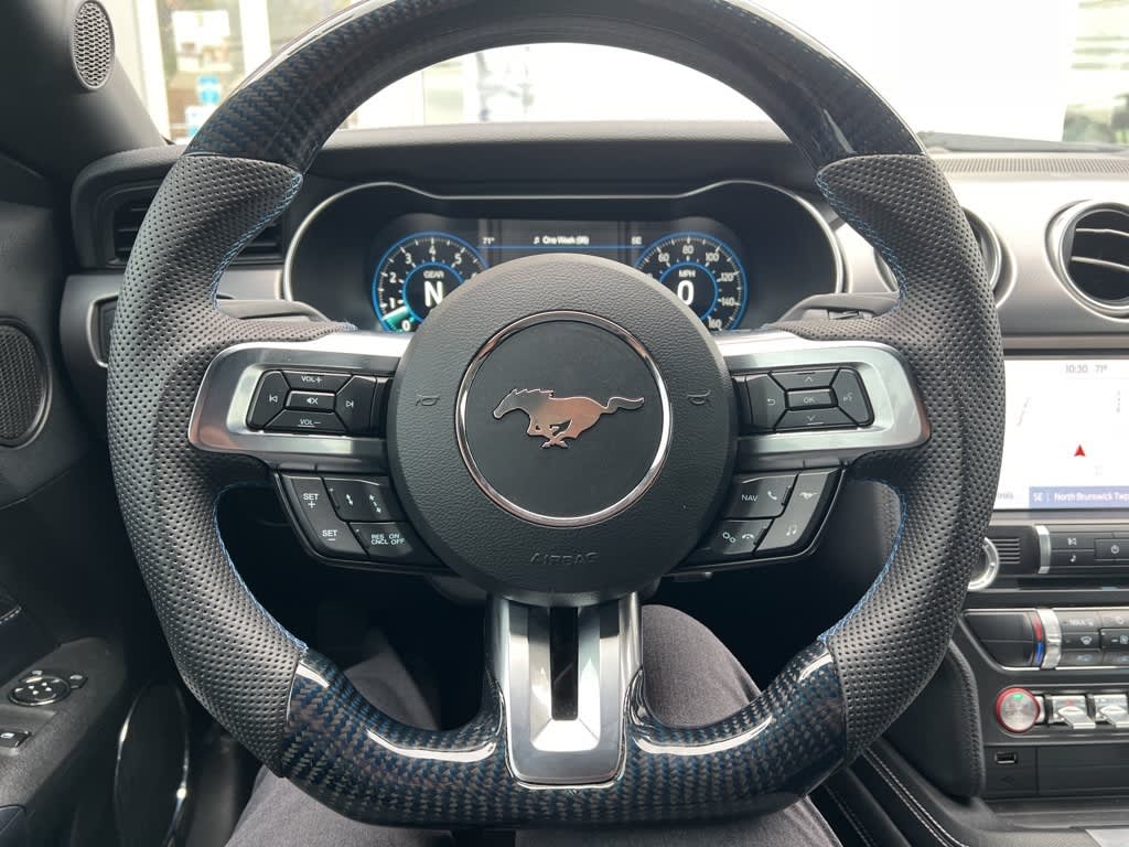 Thumbnail: 2022 Ford Mustang - 9