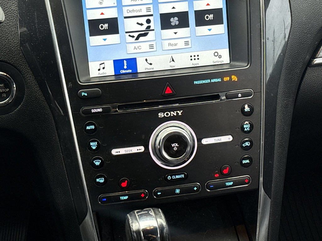 Thumbnail: 2018 Ford Explorer - 21