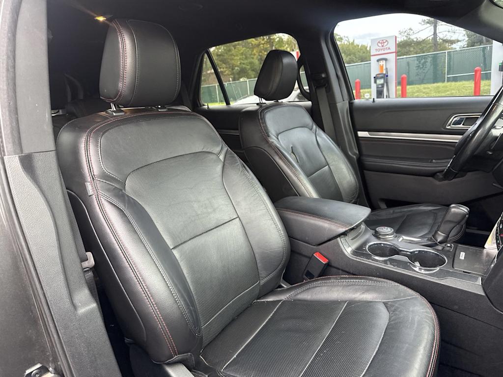 Thumbnail: 2018 Ford Explorer - 9