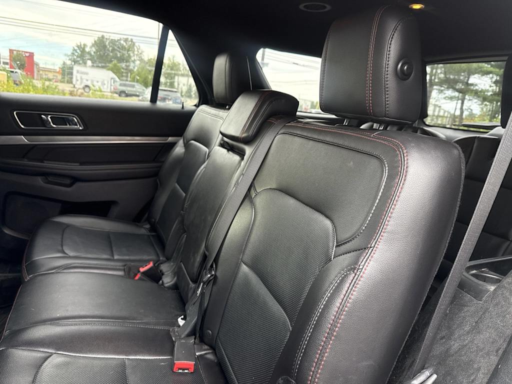 Thumbnail: 2018 Ford Explorer - 10