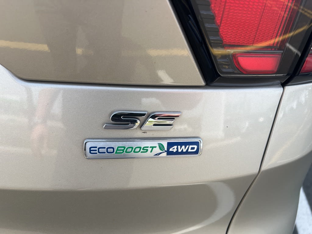 2017 Ford Escape SE 4