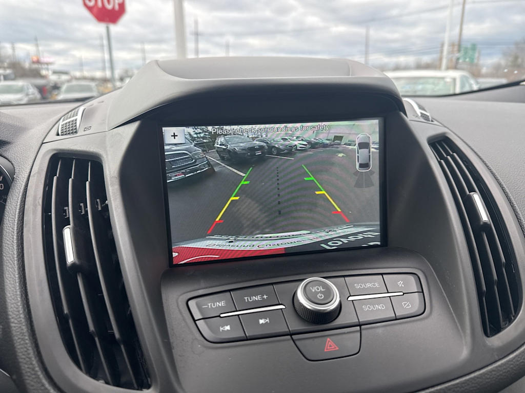 Thumbnail: 2019 Ford Escape - 21