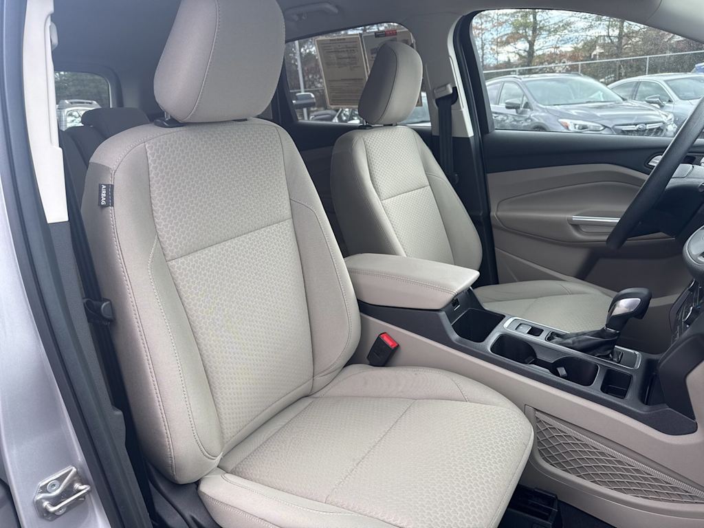 Thumbnail: 2019 Ford Escape - 10