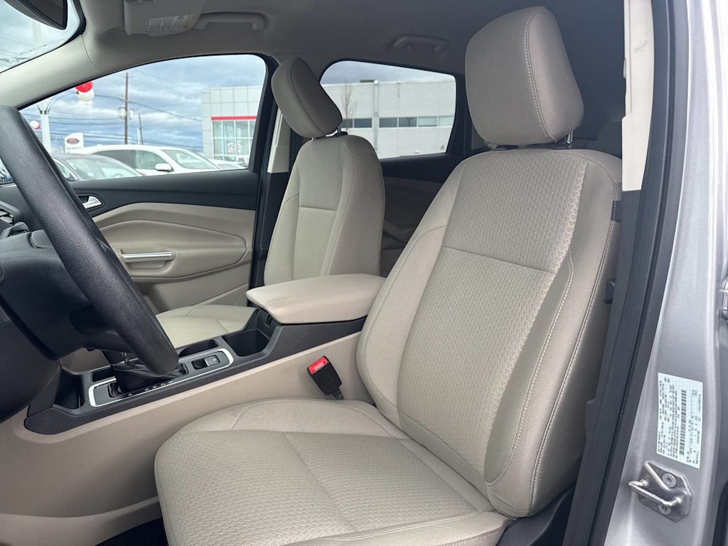 Thumbnail: 2019 Ford Escape - 9