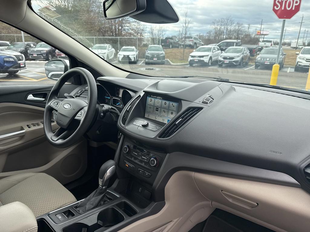 Thumbnail: 2019 Ford Escape - 8