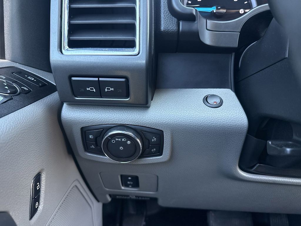 Thumbnail: 2018 Ford F-250 - 28