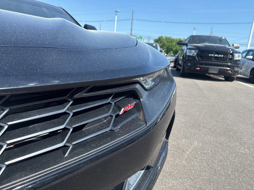 Thumbnail: 2019 Chevrolet Camaro - 18