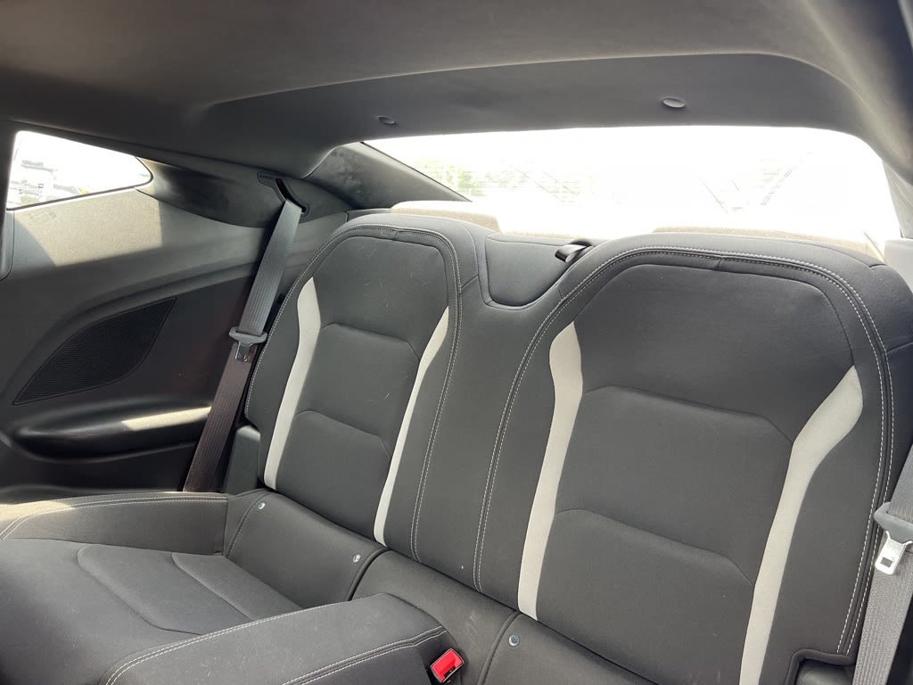 2018 Chevrolet Camaro  9