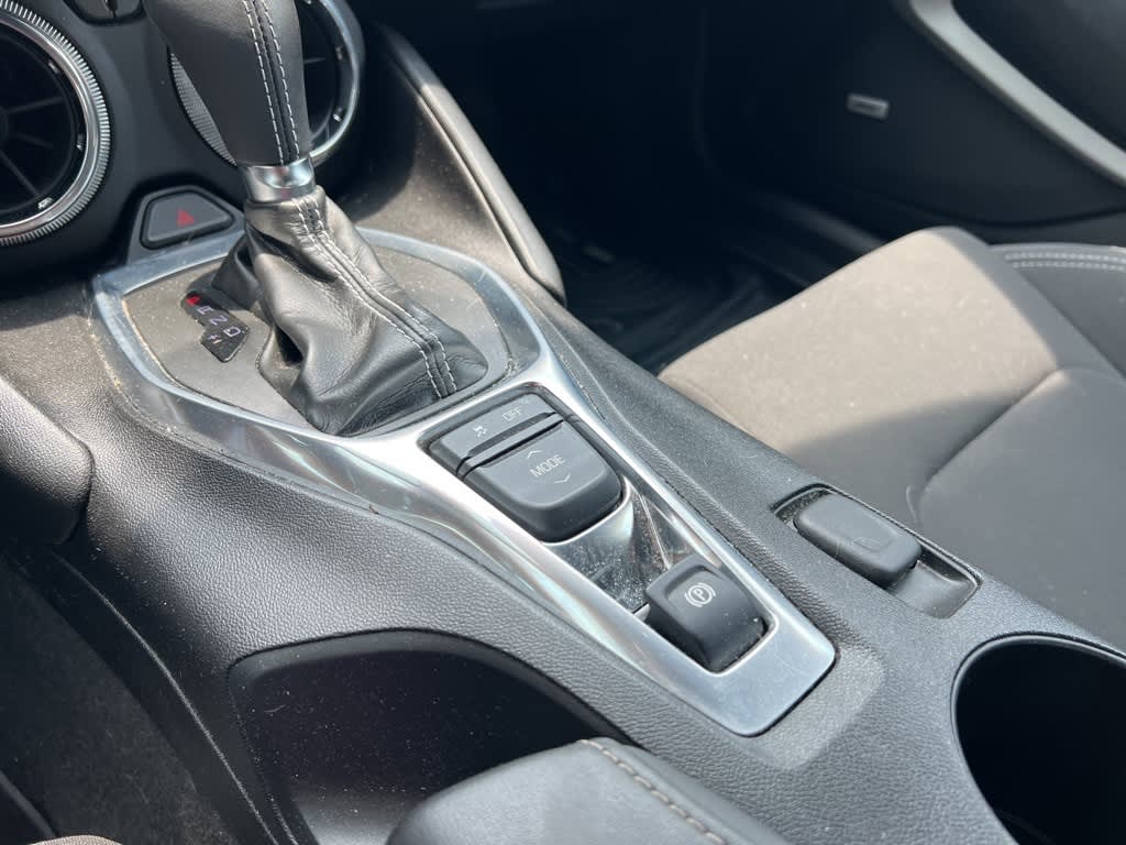 2018 Chevrolet Camaro  12