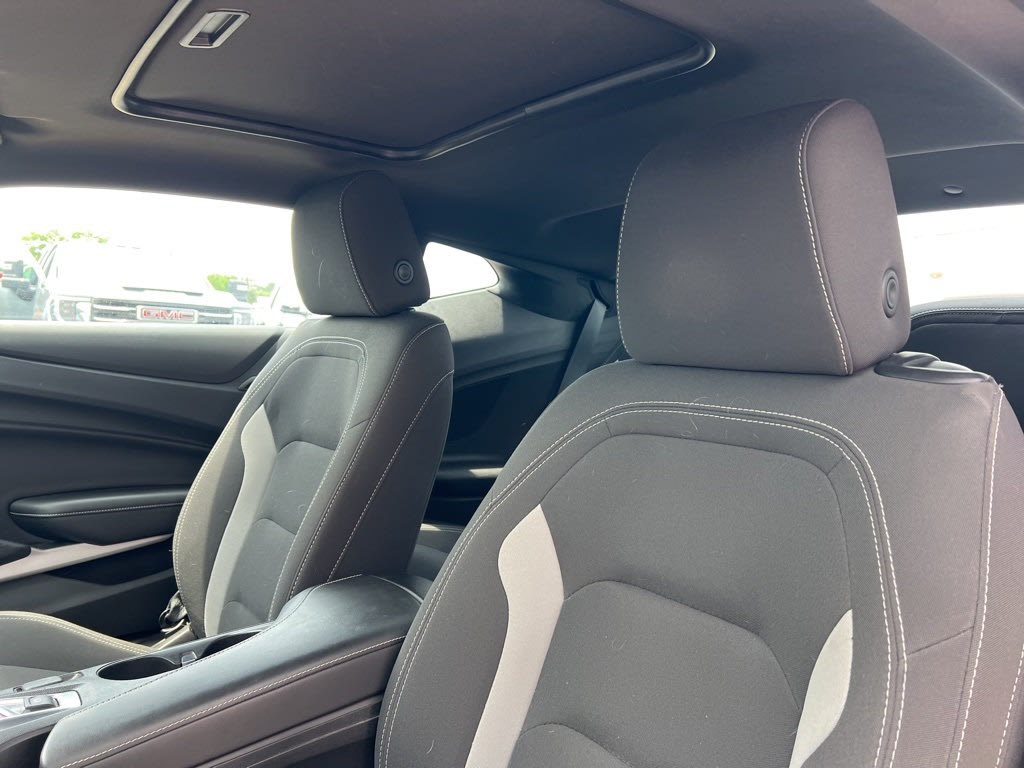 2018 Chevrolet Camaro  8