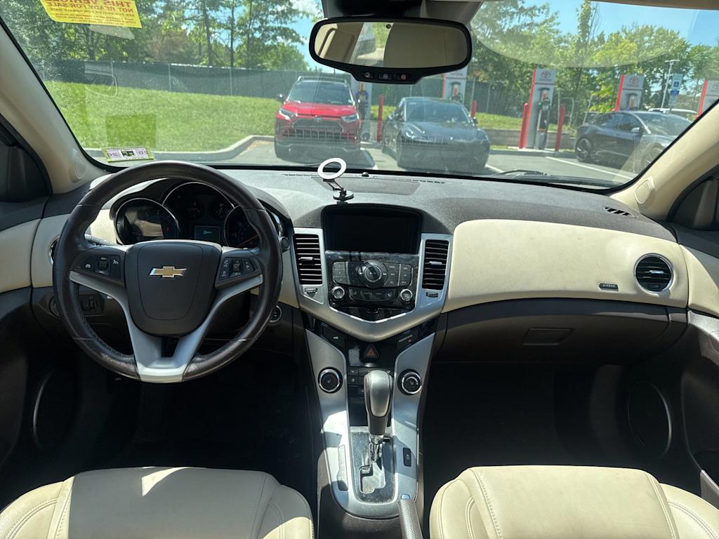 Thumbnail: 2015 Chevrolet Cruze - 13