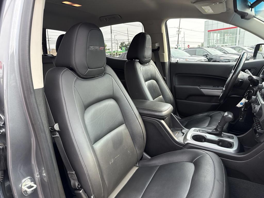 Thumbnail: 2021 Chevrolet Colorado - 10