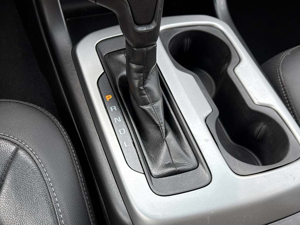 Thumbnail: 2021 Chevrolet Colorado - 15