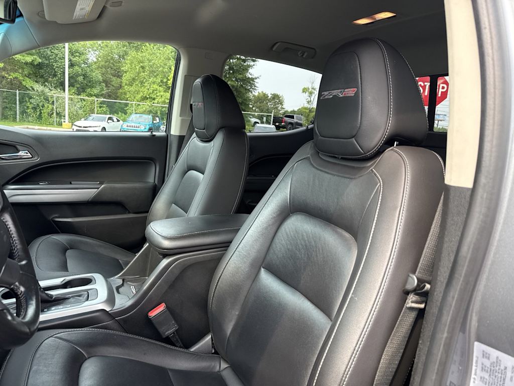Thumbnail: 2021 Chevrolet Colorado - 9