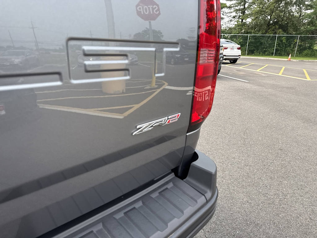 Thumbnail: 2021 Chevrolet Colorado - 19