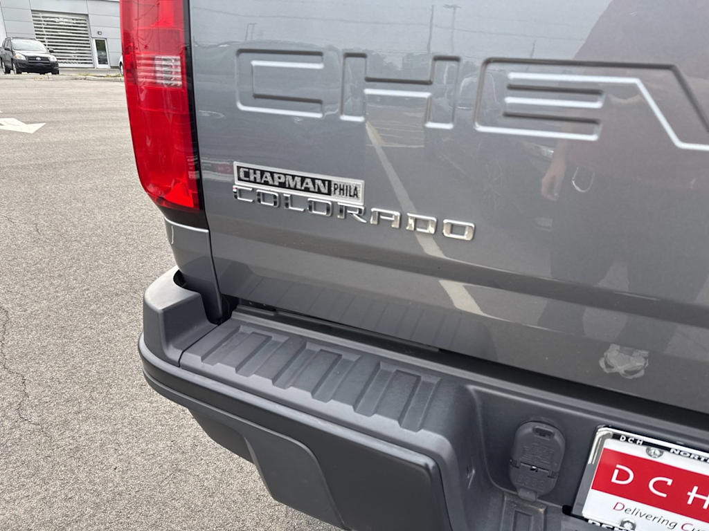 Thumbnail: 2021 Chevrolet Colorado - 6