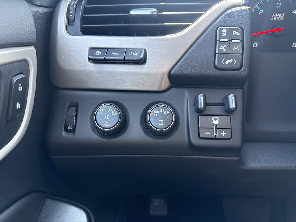 Thumbnail: 2020 GMC Yukon - 22