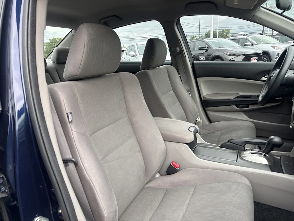 Thumbnail: 2012 Honda Accord - 8