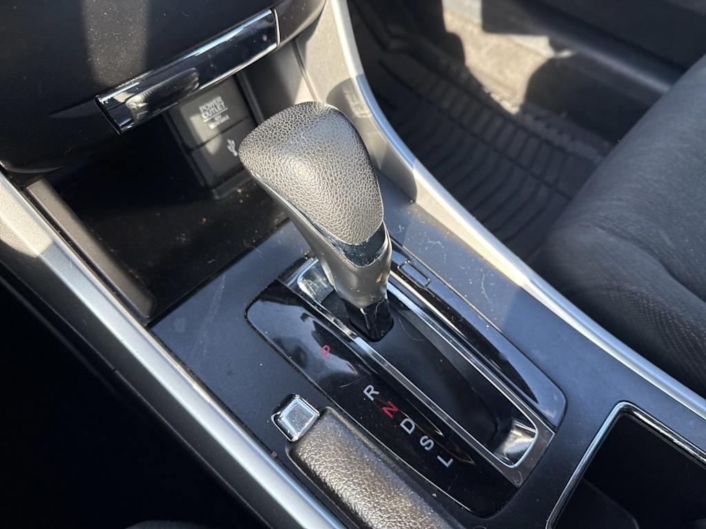 Thumbnail: 2013 Honda Accord - 14