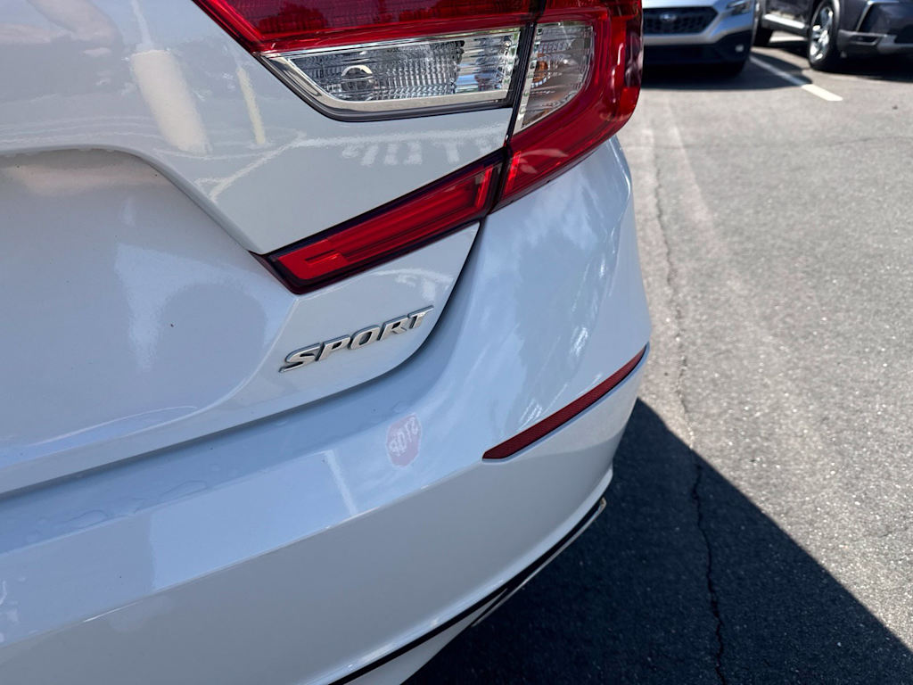 Thumbnail: 2018 Honda Accord - 18