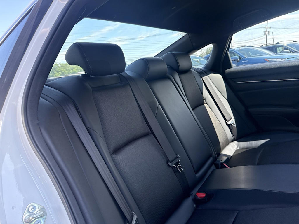 Thumbnail: 2018 Honda Accord - 21