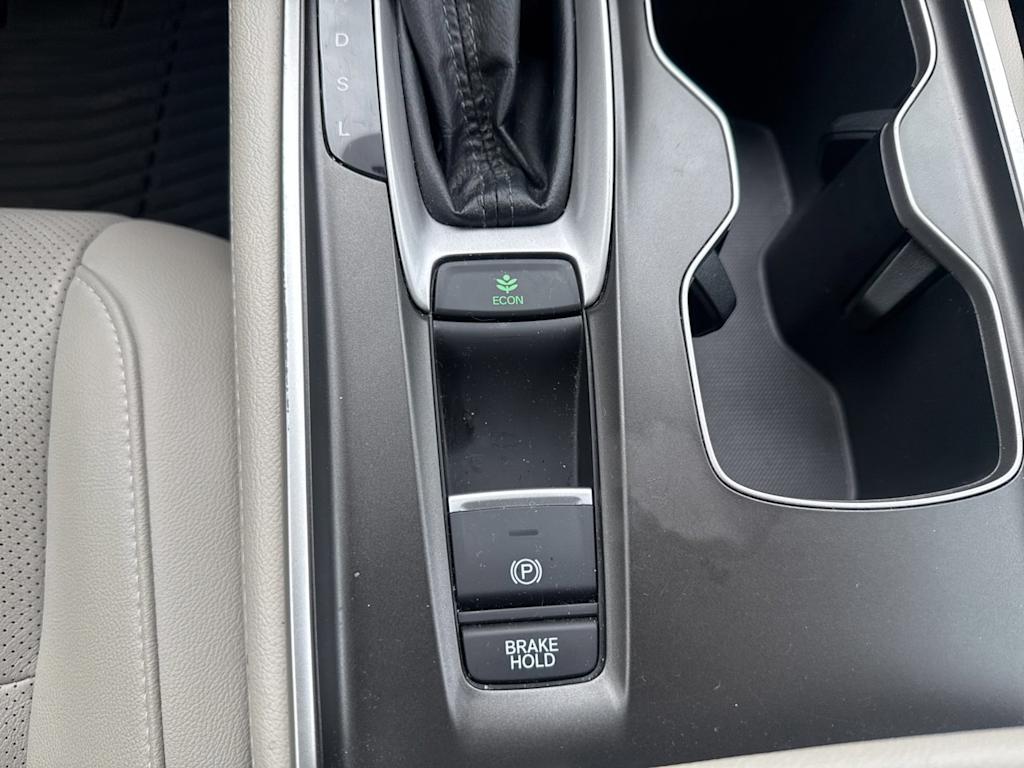 Thumbnail: 2020 Honda Accord - 22