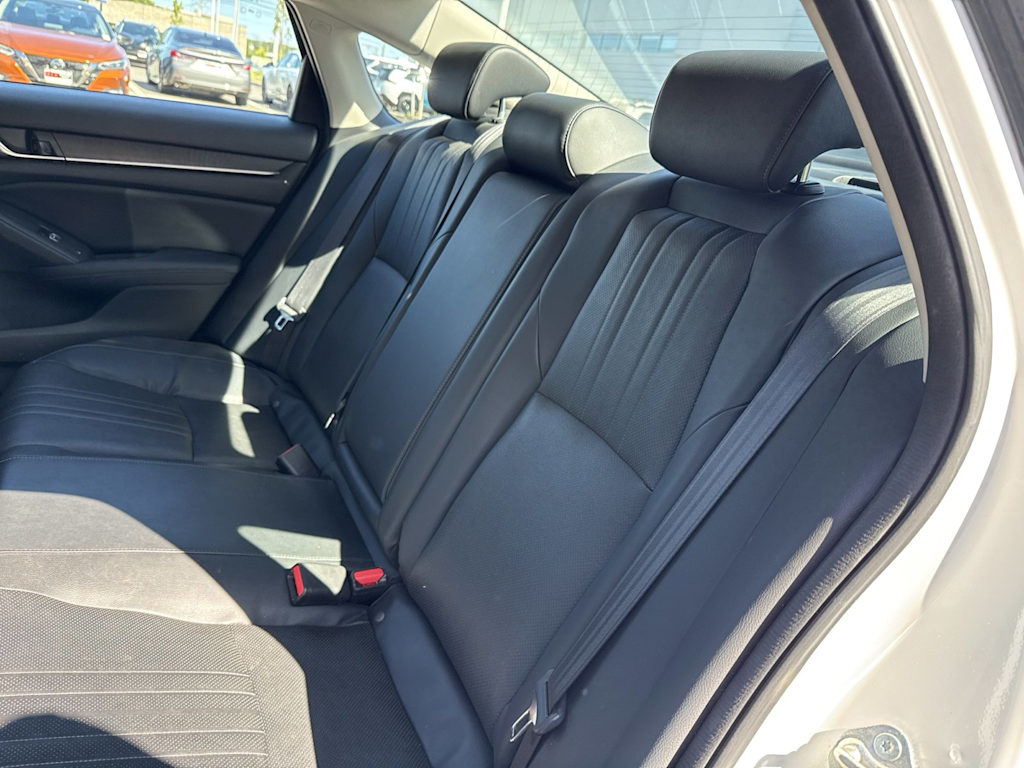 Thumbnail: 2018 Honda Accord - 18