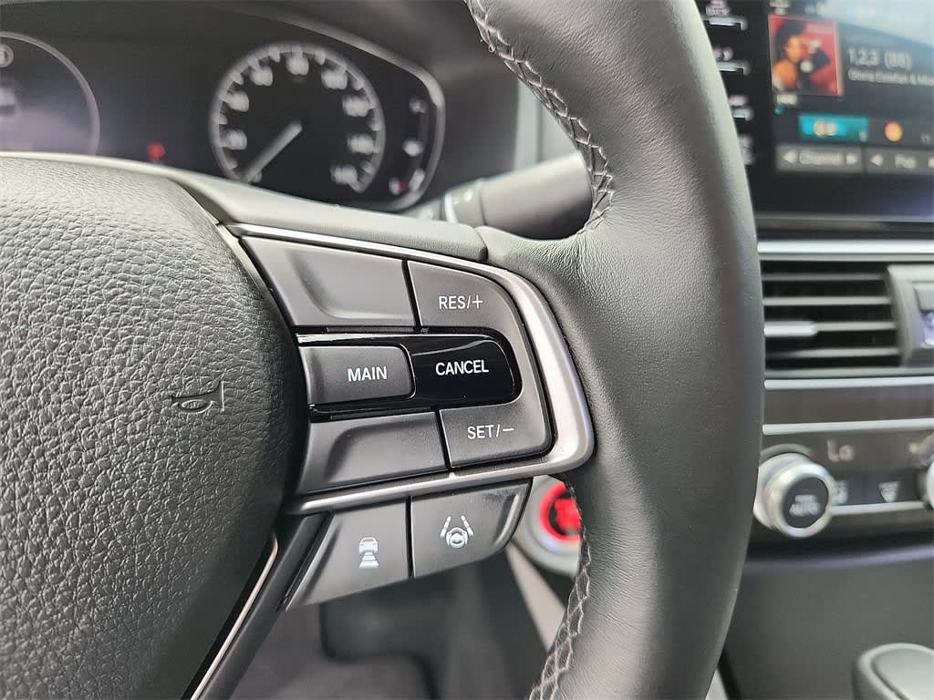 2018 Honda Accord EX-L 24