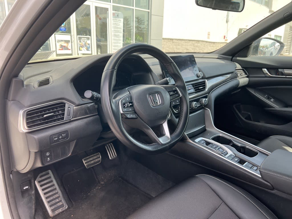 2022 Honda Accord Sport 2