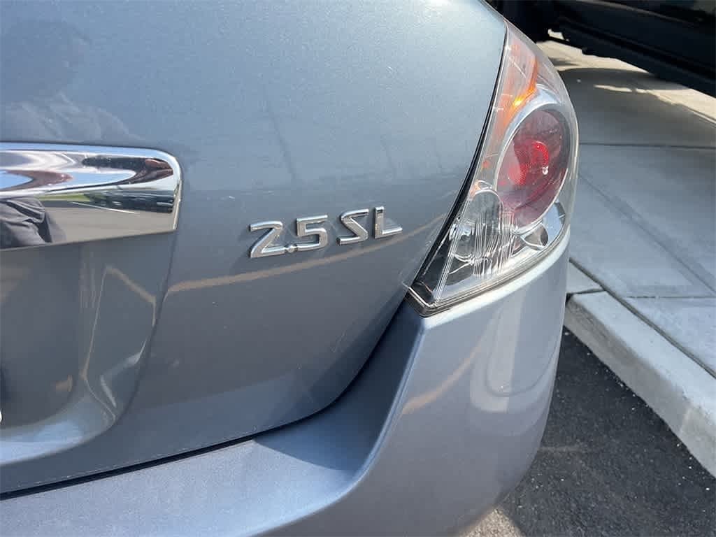 2010 Nissan Altima SL 4