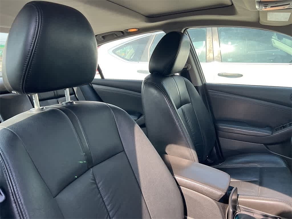 2010 Nissan Altima SL 8