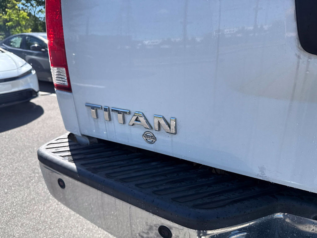 Thumbnail: 2006 Nissan Titan - 21
