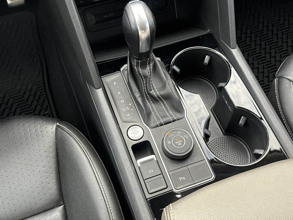 Thumbnail: 2021 Volkswagen Atlas - 15