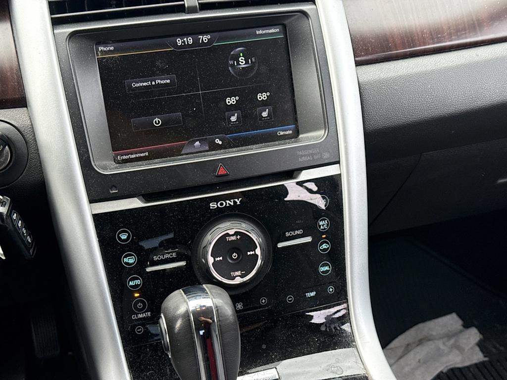 Thumbnail: 2013 Ford Edge - 22