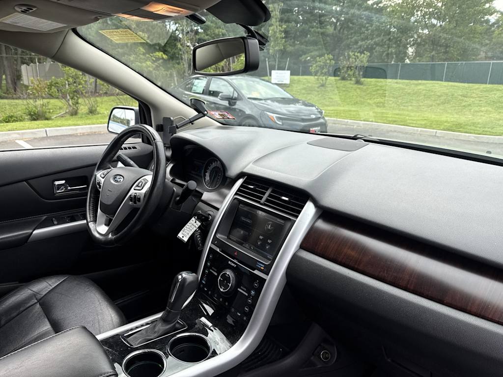 Thumbnail: 2013 Ford Edge - 8