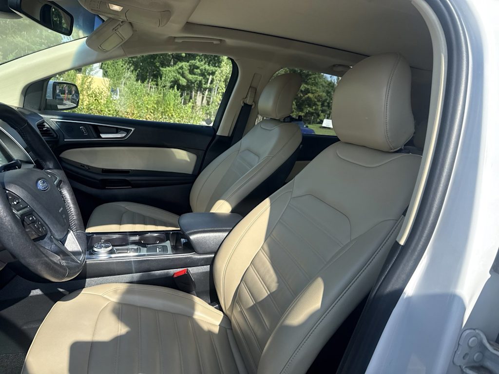 Thumbnail: 2019 Ford Edge - 9
