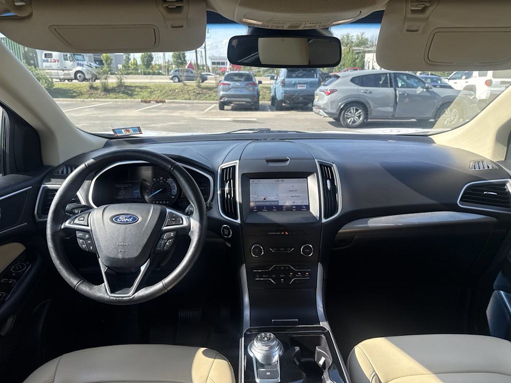 Thumbnail: 2019 Ford Edge - 13