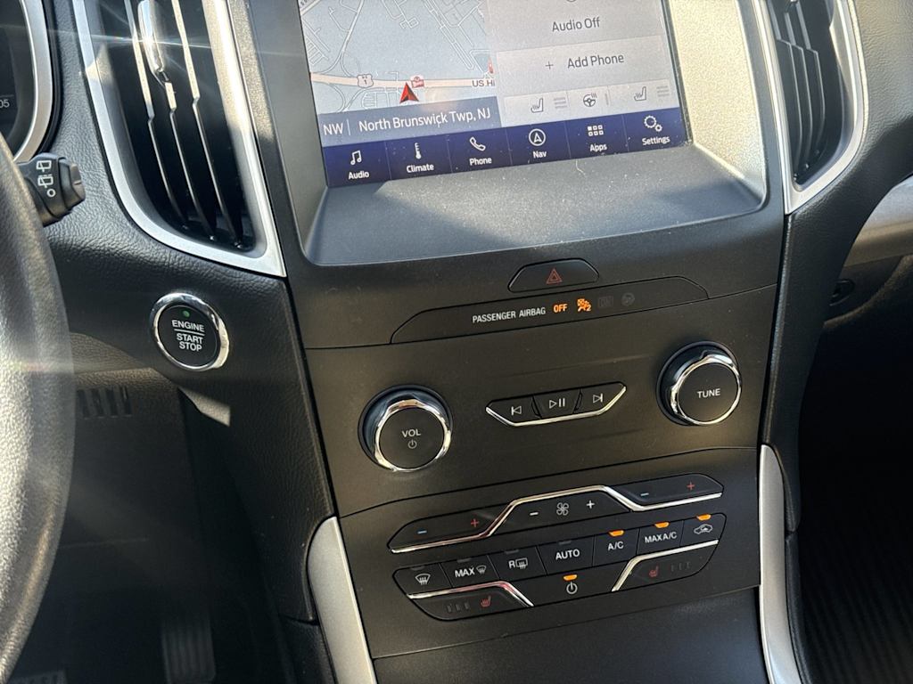 Thumbnail: 2019 Ford Edge - 21