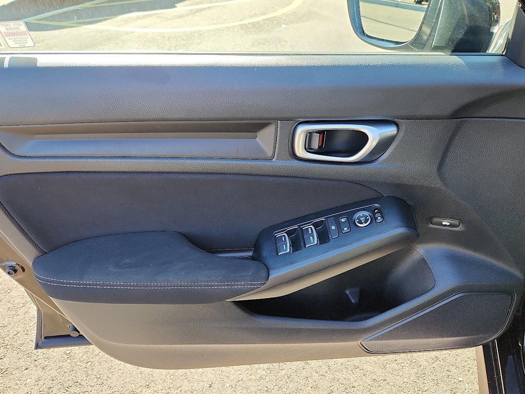 Thumbnail: 2023 Honda Civic - 18