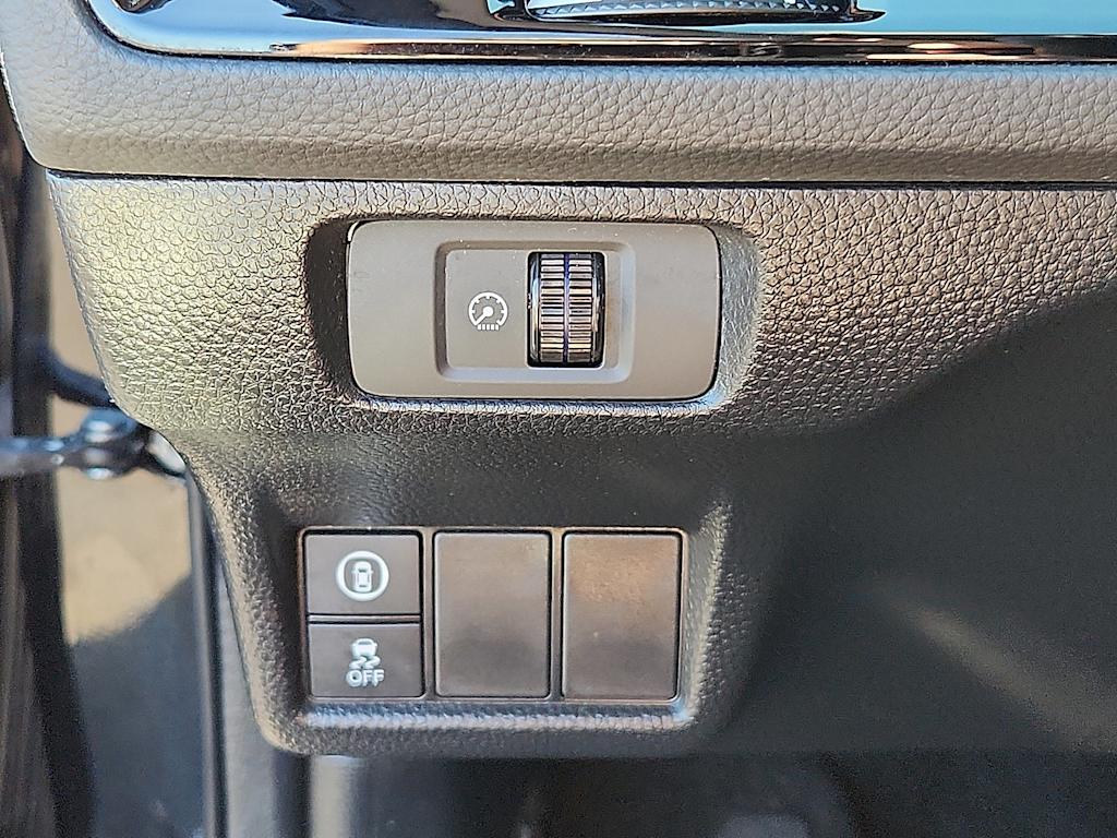 Thumbnail: 2023 Honda Civic - 24