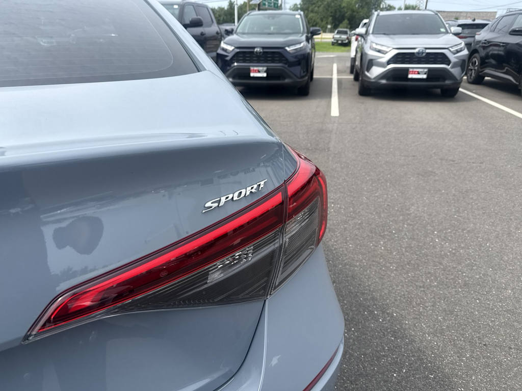 Thumbnail: 2023 Honda Civic - 18