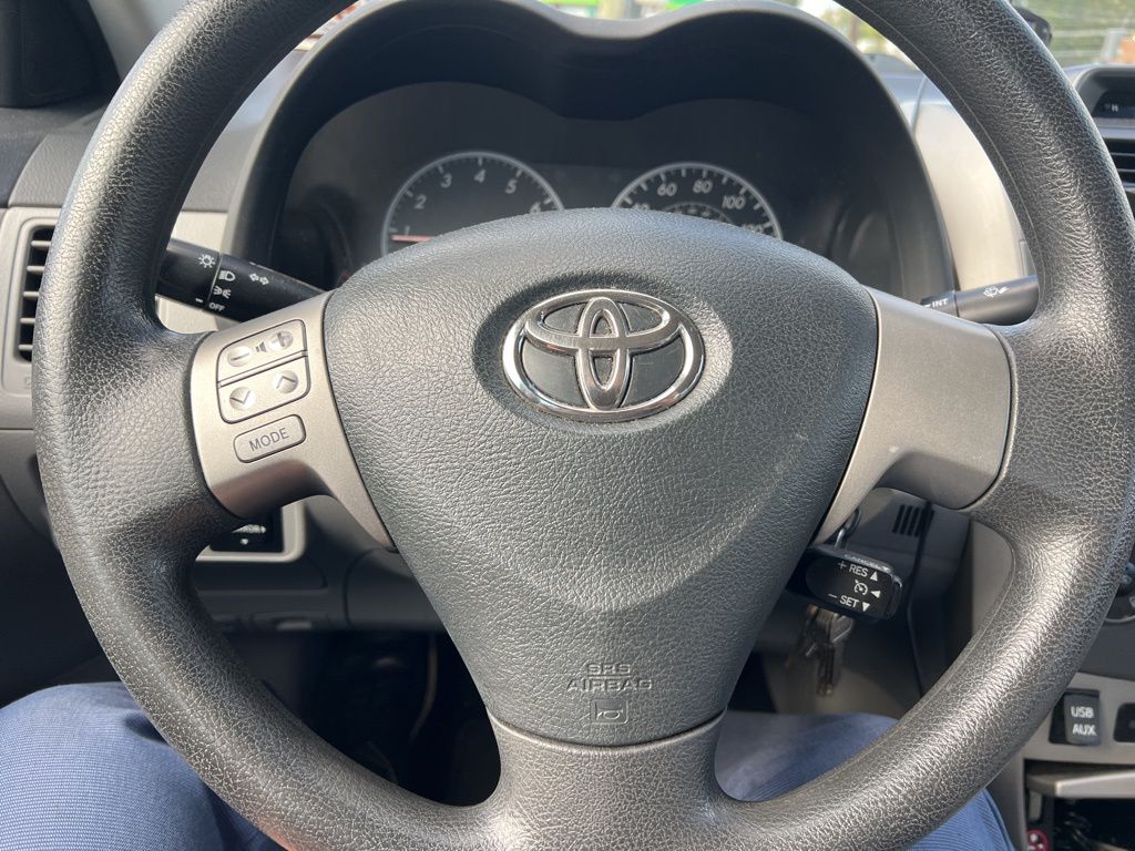 Thumbnail: 2013 Toyota Corolla - 14
