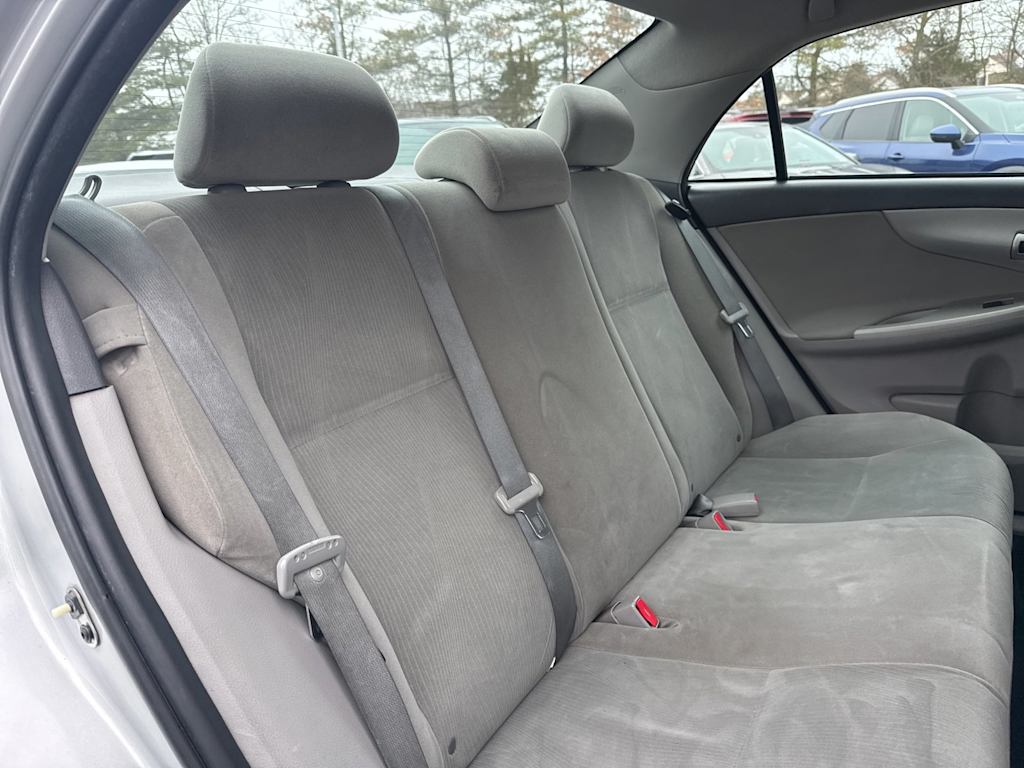 Thumbnail: 2013 Toyota Corolla - 20